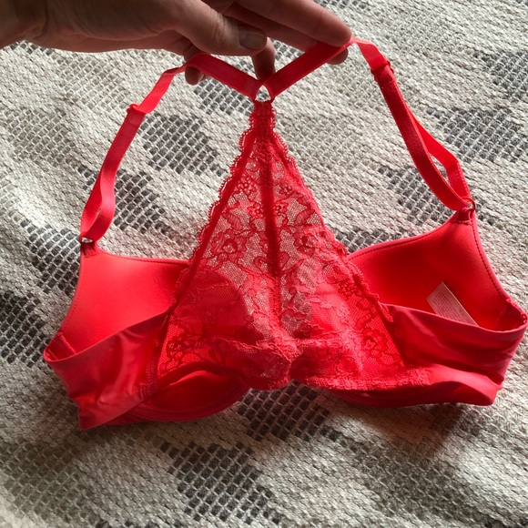 Victoria’s Secret PINK t-back bra bundle - Picture 7 of 7